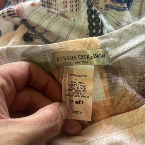 Banana Expression Las Vegas Print Embellished Short Sleeve Tee Size L - Picture 10 of 12